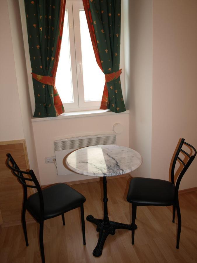 Pension Tal Studios Виена Екстериор снимка